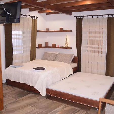 Vikend Kuca Maksimovic