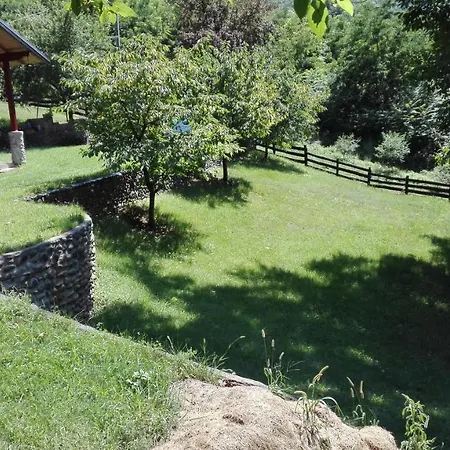 Vikend Kuca Maksimovic *