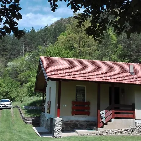 Vikend Kuca Maksimovic *