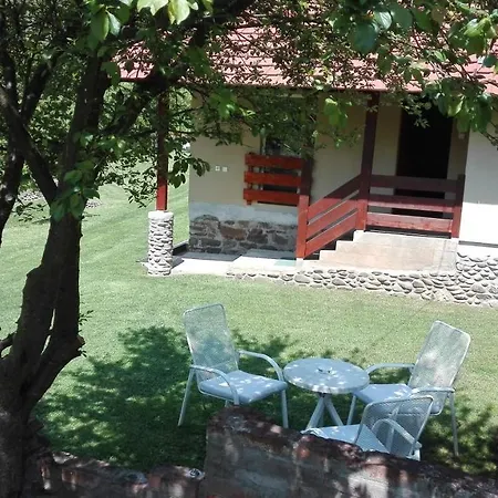 Vikend Kuca Maksimovic * Mataruska Banja